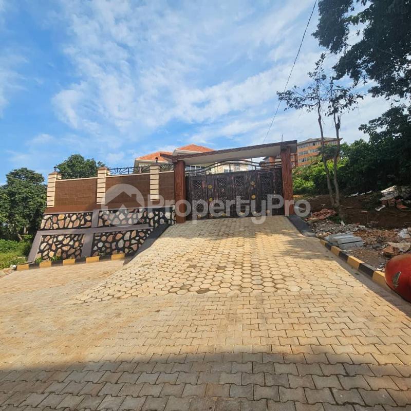 6 bedroom Apartment Block Apartment for sale Bwebajja Entebbe road  Kampala Central Kampala Central - 0