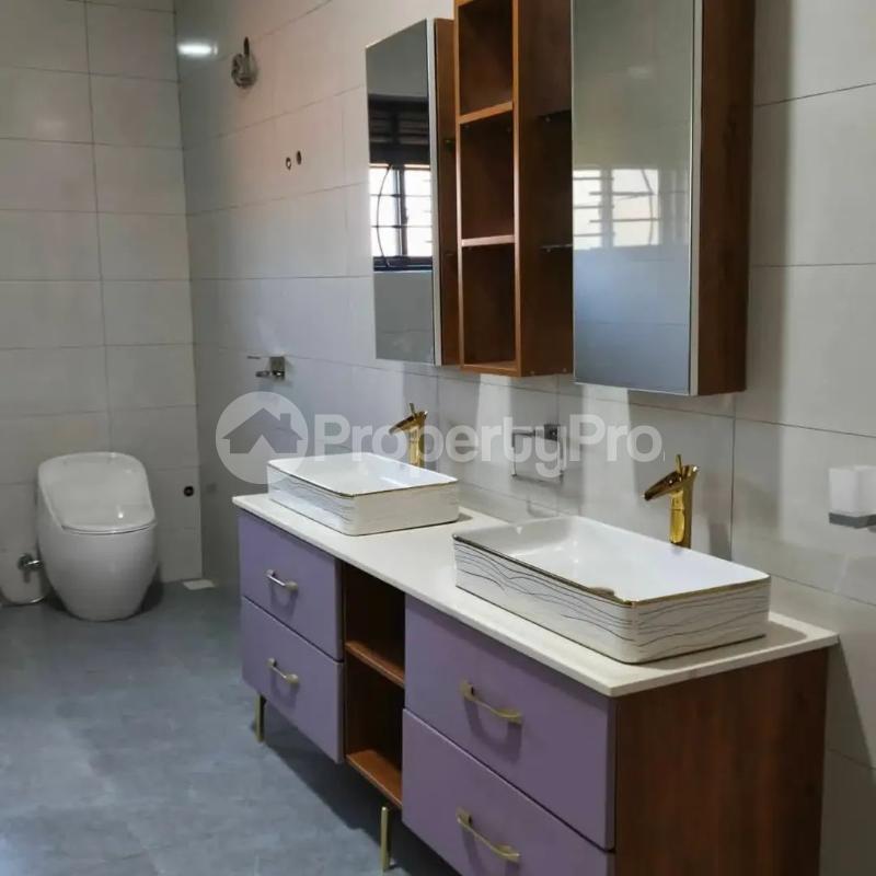 6 bedroom Villa for sale Kyanja town  Kampala Central Kampala Central - 4