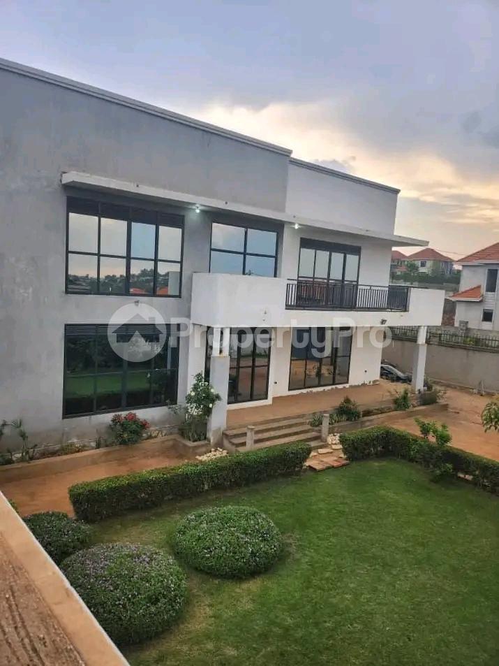 5 bedroom Bungalow Apartment for sale Kira nsaza  Kampala Central Kampala Central - 3