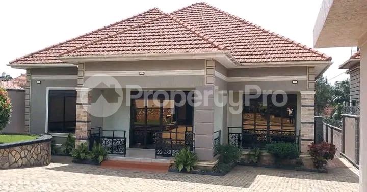 4 bedroom Bungalow Apartment for sale Kira road  Kira Wakiso Central - 0
