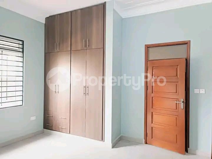 3 bedroom Bungalow Apartment for sale Kira road  Kira Wakiso Central - 1