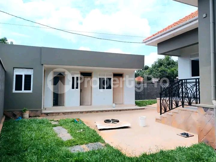 3 bedroom Bungalow Apartment for sale Kira road  Kira Wakiso Central - 2