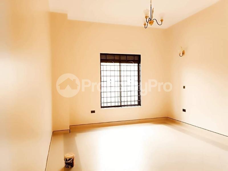 4 bedroom Bungalow Apartment for sale Kira road  Kira Wakiso Central - 8