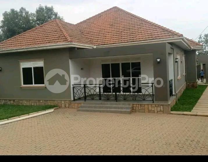 4 bedroom Bungalow Apartment for sale Kira road  Kampala Central Kampala Central - 3