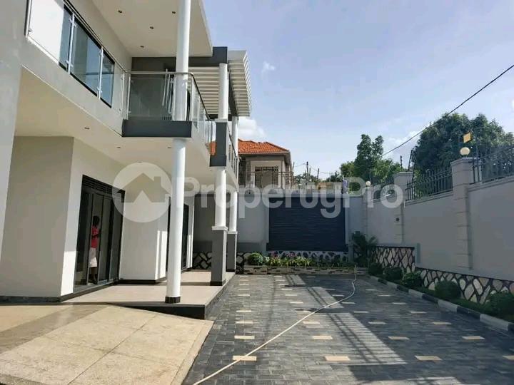 4 bedroom Apartment for sale Kira road  Kira Wakiso Central - 6