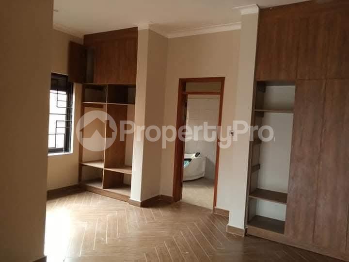 6 bedroom Villa for sale Kira town Kira Wakiso Central - 6