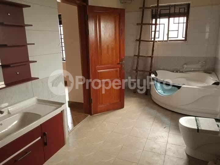6 bedroom Villa for sale Kira town Kira Wakiso Central - 7