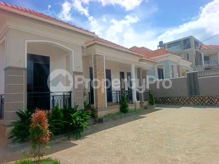 4 bedroom Bungalow Apartment for sale Najjera road  Kampala Central Kampala Central - 7