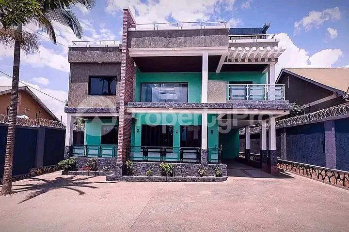 5 bedroom Apartment for sale Namugongo road  Kampala Central Kampala Central - 8