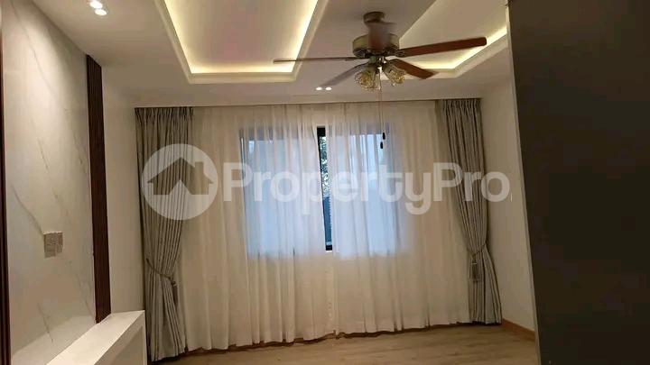 5 bedroom Apartment for sale Namugongo road  Kampala Central Kampala Central - 1