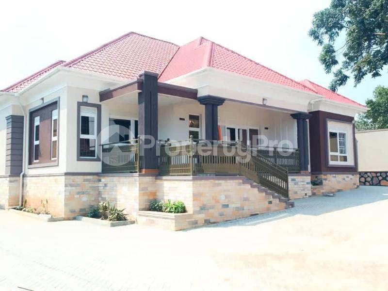 4 bedroom Villa for sale Namugongo road Kira Wakiso Central - 1