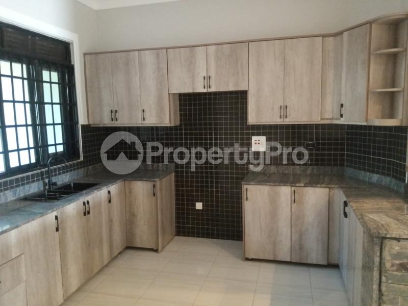 4 bedroom Villa for sale Namugongo sonde Jinja misindye Goma Mukono Central - 8