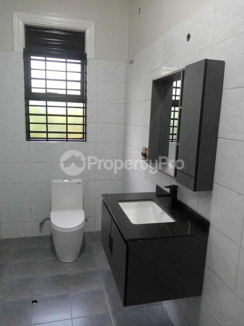 4 bedroom Villa for sale Namugongo sonde Jinja misindye Goma Mukono Central - 9
