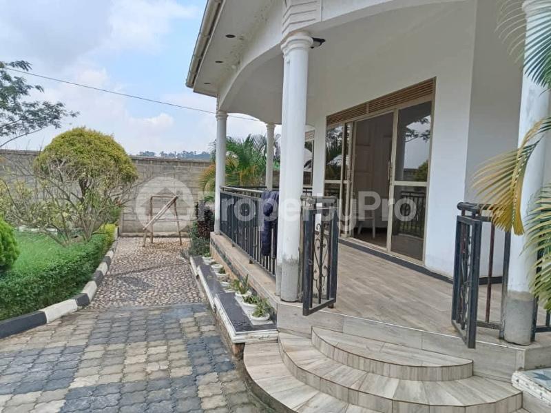 3 bedroom Villa for sale Seeta namilyango road Goma Mukono Central - 4