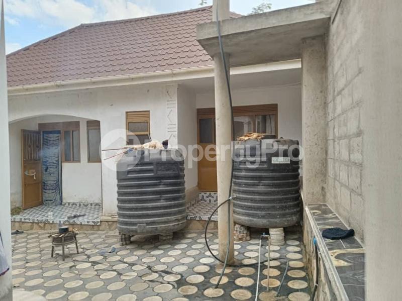 3 bedroom Villa for sale Seeta namilyango road Goma Mukono Central - 2