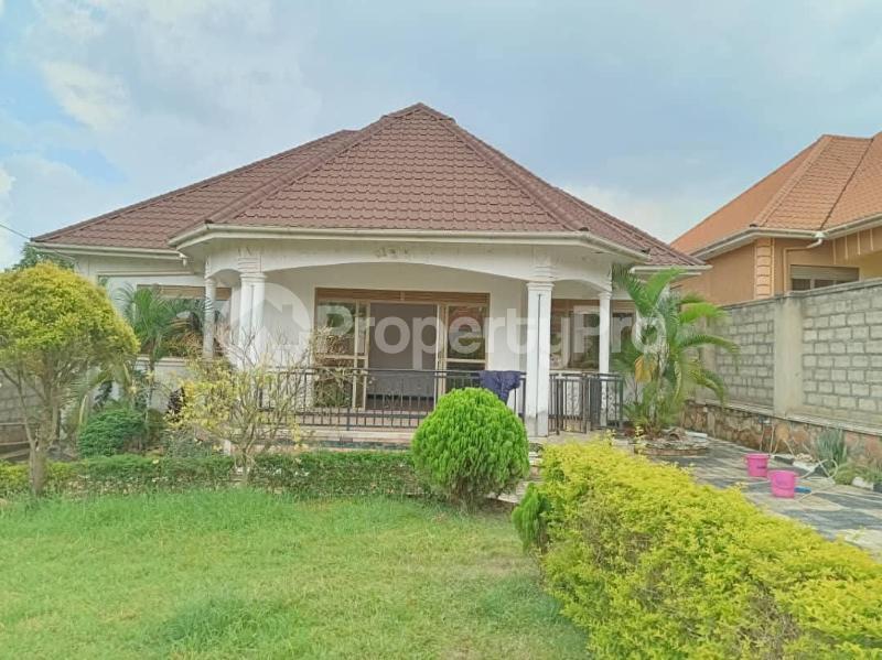 3 bedroom Villa for sale Seeta namilyango road Goma Mukono Central - 0