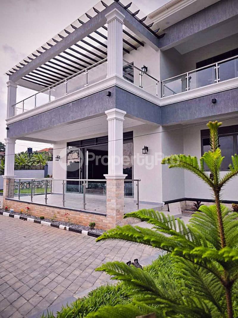 5 bedroom Bungalow Apartment for sale Kira mameritor road  Kampala Central Kampala Central - 1