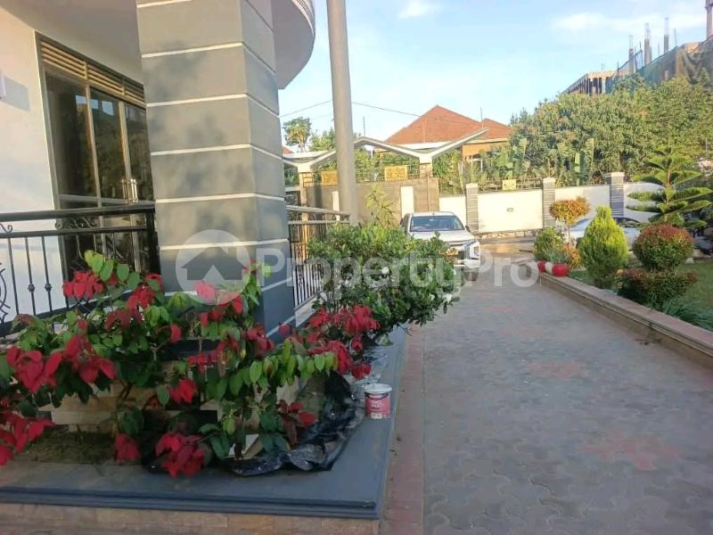6 bedroom Villa for sale Kyanja kungu Kampala Central Kampala Central - 3
