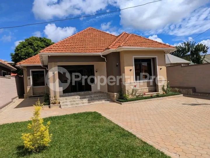 3 bedroom Bungalow Apartment for sale Bwya kajjansi Kampala Central Kampala Central - 8