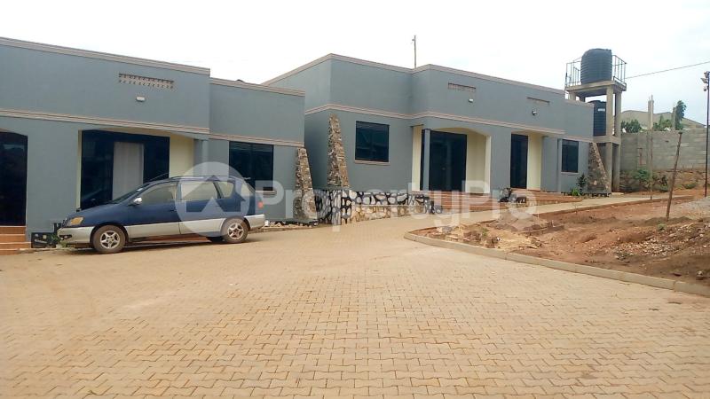 2 bedroom Apartment Block Apartment for rent gayaza Gayaza Wakiso Central - 3