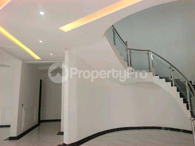 5 bedroom Villa for sale Kira mamerito road  Kira Wakiso Central - 5