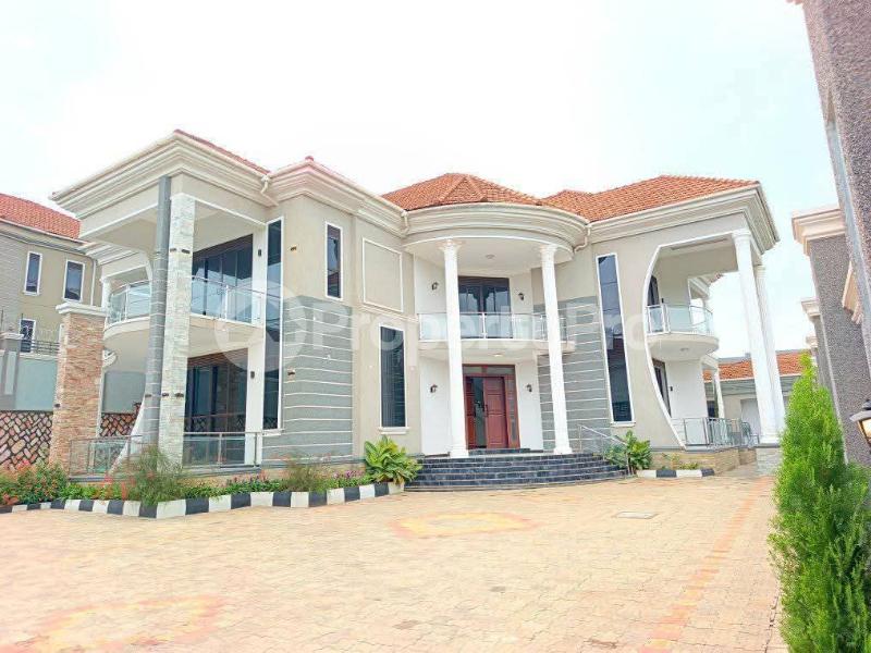 5 bedroom Villa for sale Kira mamerito road  Kira Wakiso Central - 12