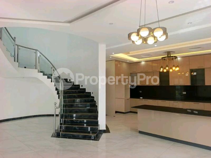 5 bedroom Villa for sale Kira mamerito road  Kira Wakiso Central - 3