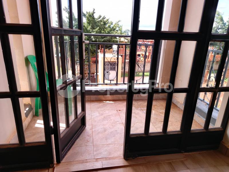 1 bedroom mini flat  Apartment Block Apartment for rent kira town Kira Wakiso Central - 6