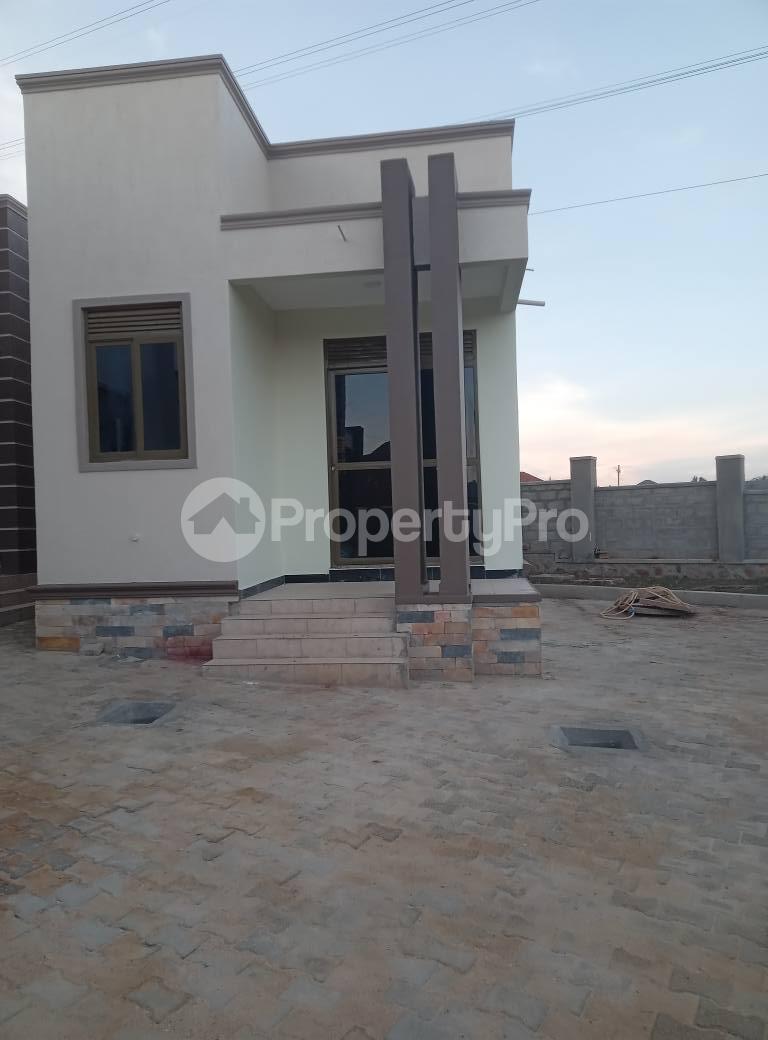 1 bedroom mini flat  Bungalow Apartment for rent namugongo sonde Wakiso Central - 0