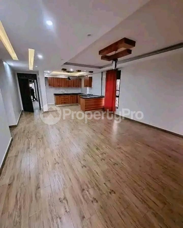 2 bedroom Apartment Block Apartment for rent bugoloobi road Kampala Central - 6