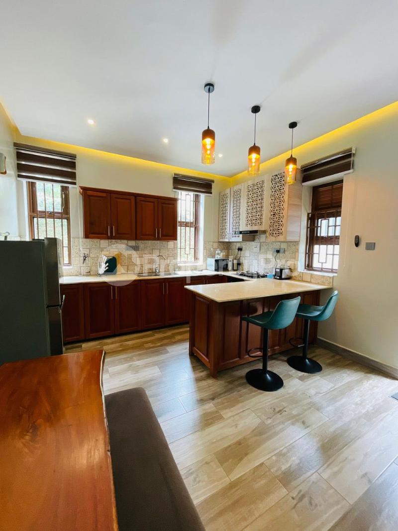 3 bedroom Apartment Block Apartment for rent bugoloobi road Kampala Central - 4