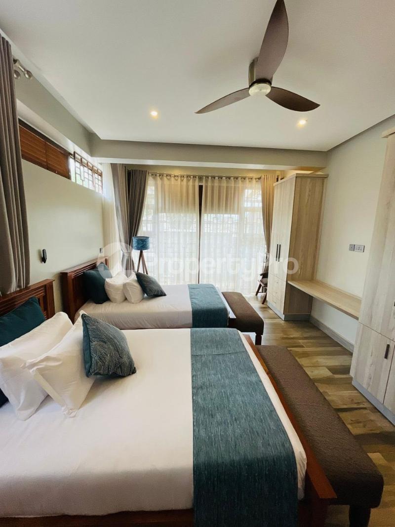 3 bedroom Apartment Block Apartment for rent bugoloobi road Kampala Central - 5