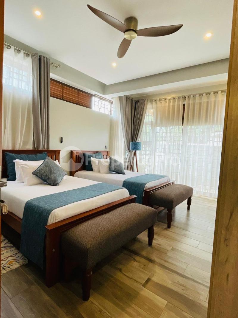 3 bedroom Apartment Block Apartment for rent bugoloobi road Kampala Central - 2