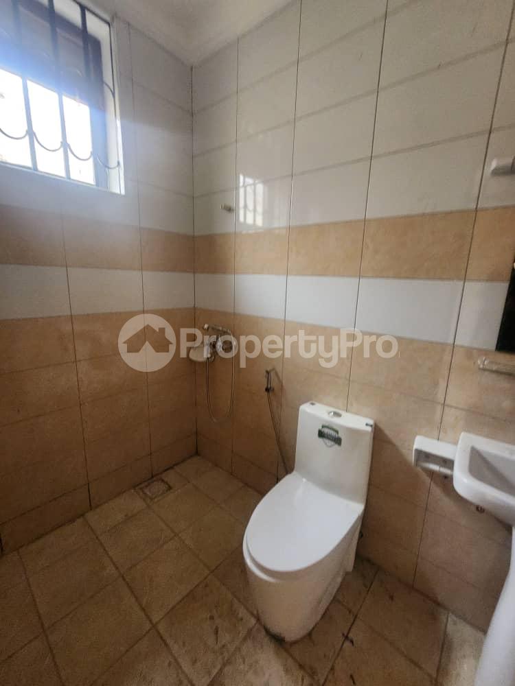 5 bedroom Villa for rent Portbell road  Bugolobi Kampala Central - 14