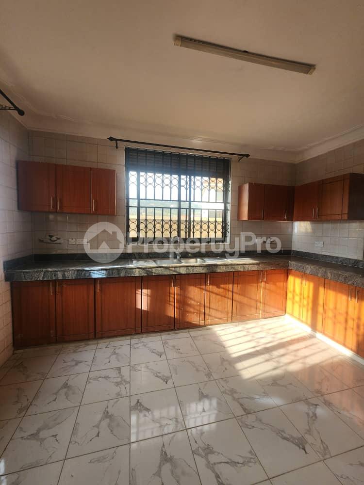 5 bedroom Villa for rent Portbell road  Bugolobi Kampala Central - 7