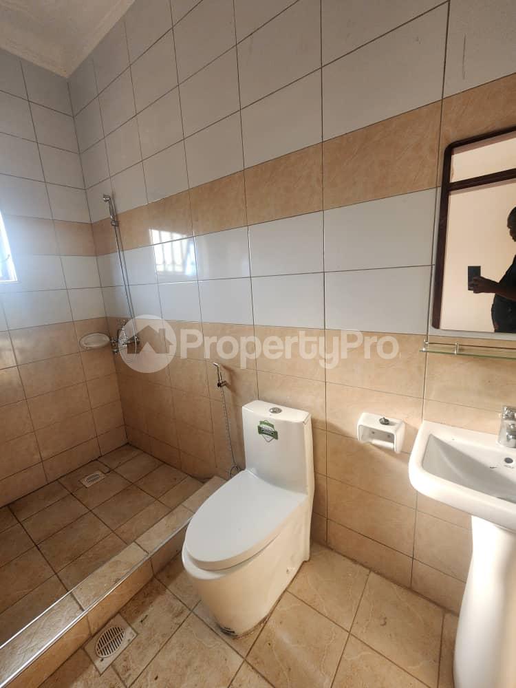 5 bedroom Villa for rent Portbell road  Bugolobi Kampala Central - 9