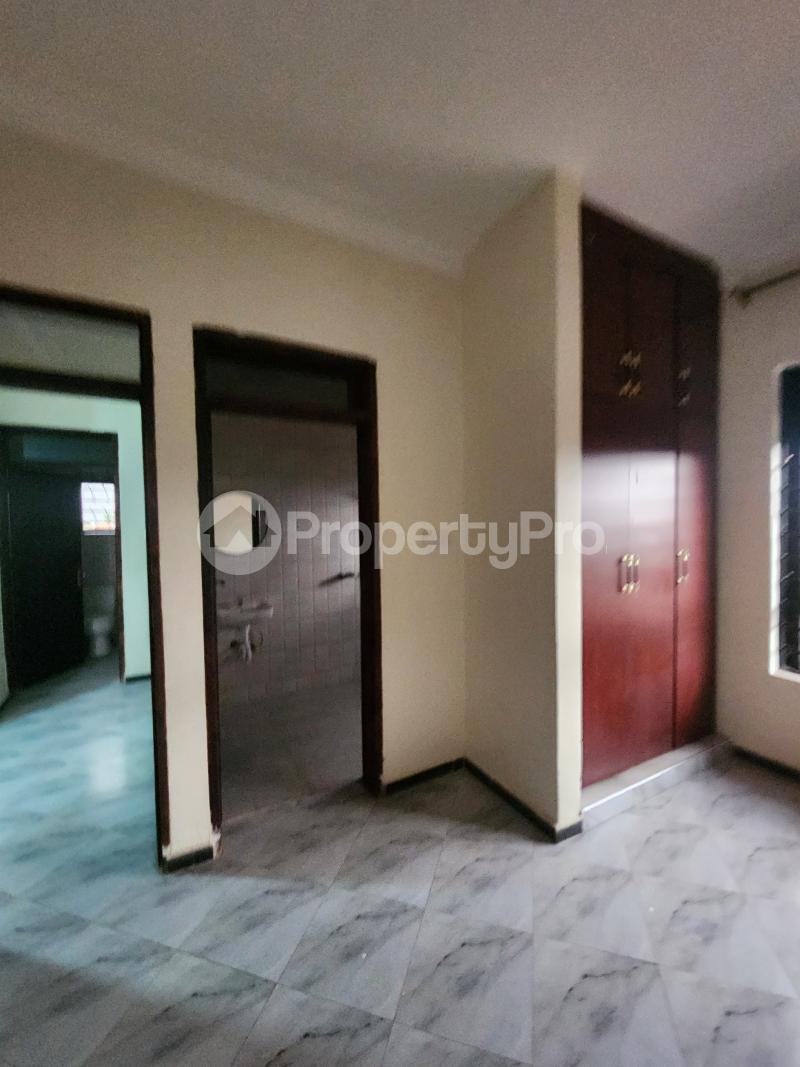 2 bedroom Apartment for rent Kikujuko road Makindye Kampala Central - 1