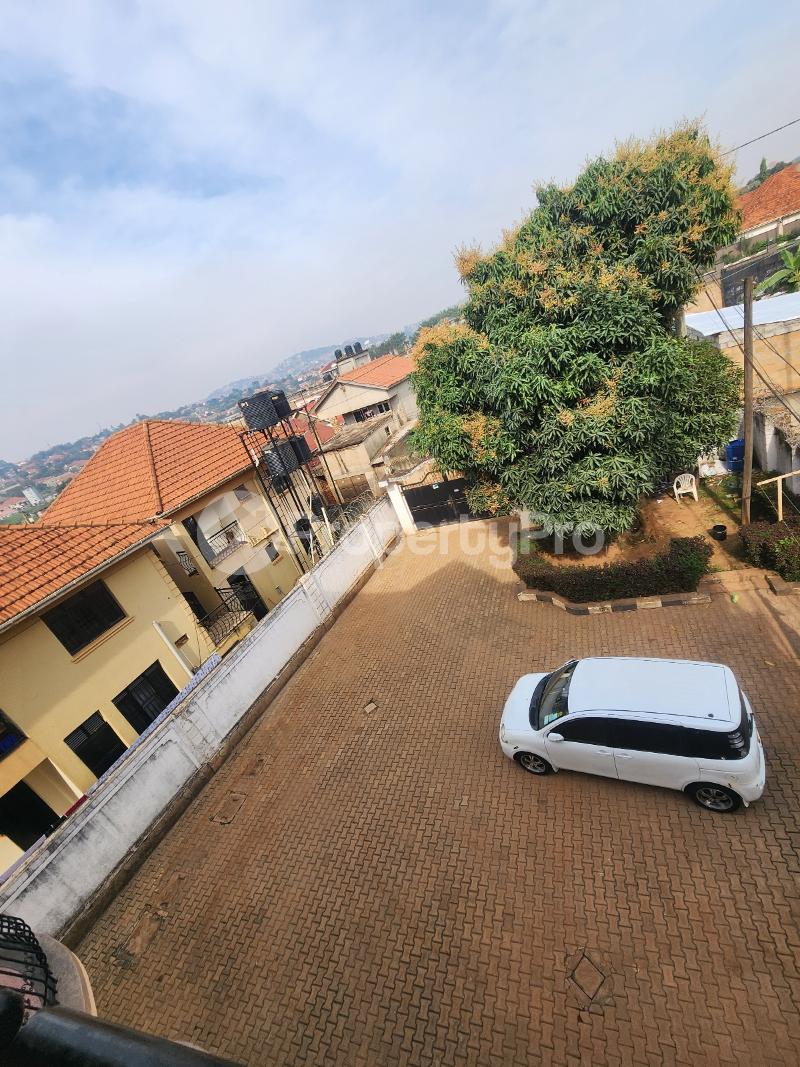 2 bedroom Apartment for rent Kikujuko road Makindye Kampala Central - 1