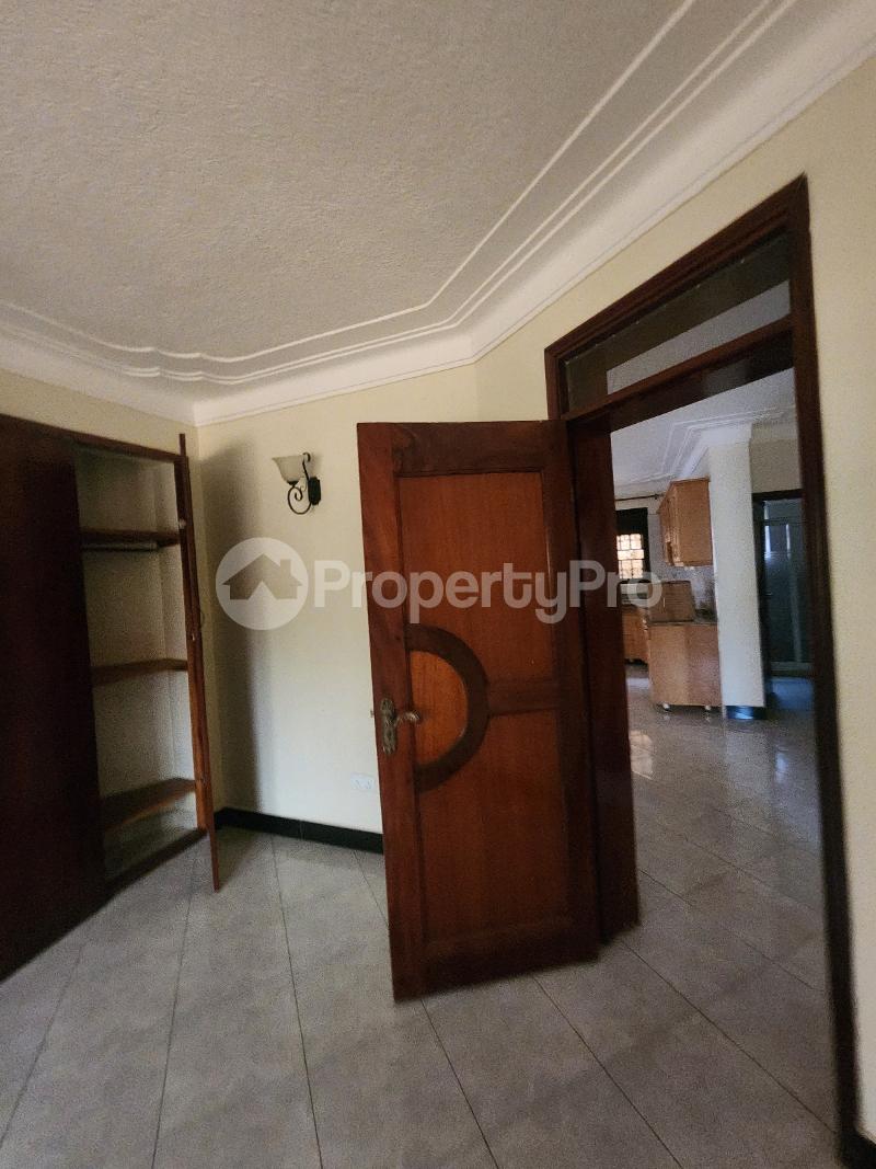 2 bedroom Apartment for rent Bukasa road Makindye Kampala Central - 2