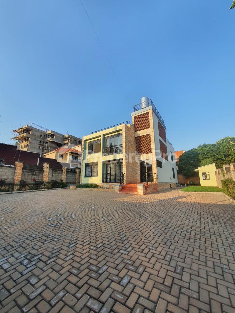 2 bedroom Apartment for rent Kikujuko road Makindye Kampala Central - 0
