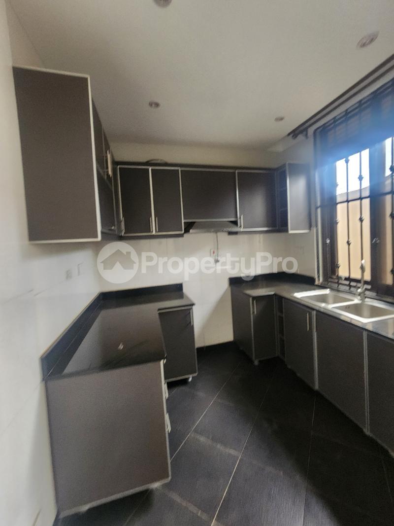 2 bedroom Apartment for rent Bukasa road Makindye Kampala Central - 2