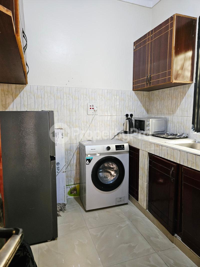 2 bedroom Apartment for shortlet Bukasa road Makindye Kampala Central - 7