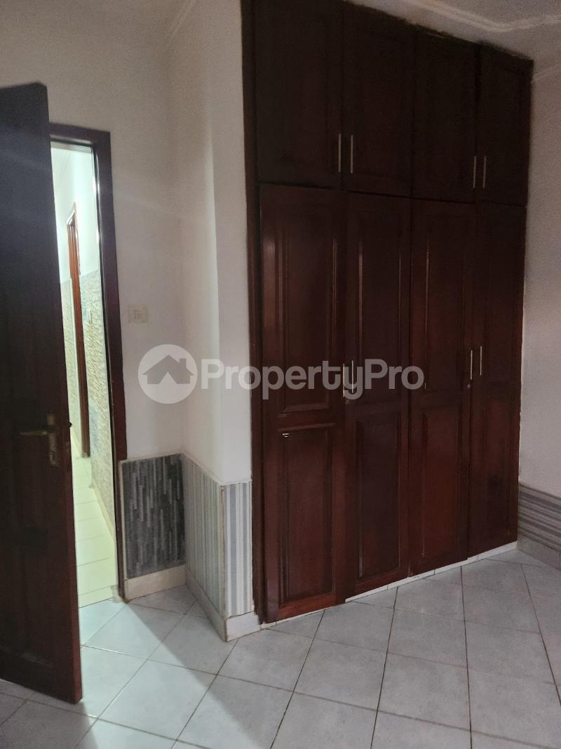 2 bedroom Villa for rent Kinyolo road Makindye Kampala Central - 5