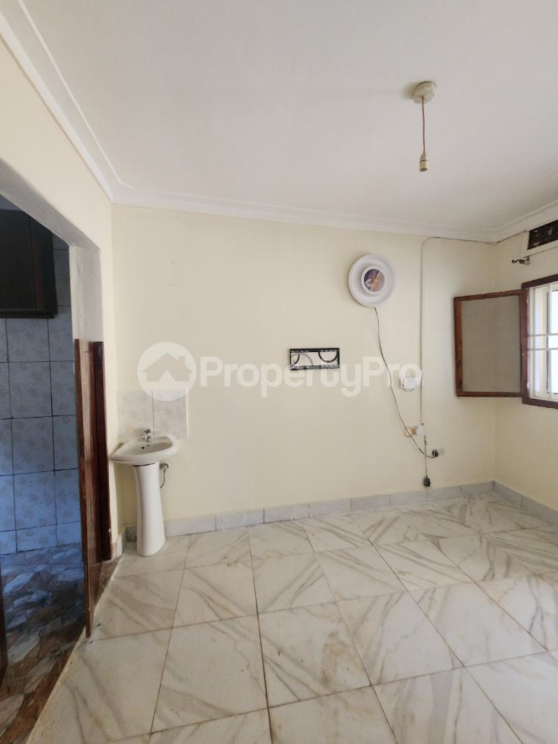 2 bedroom Apartment for rent Kikujuko road Makindye Kampala Central - 1