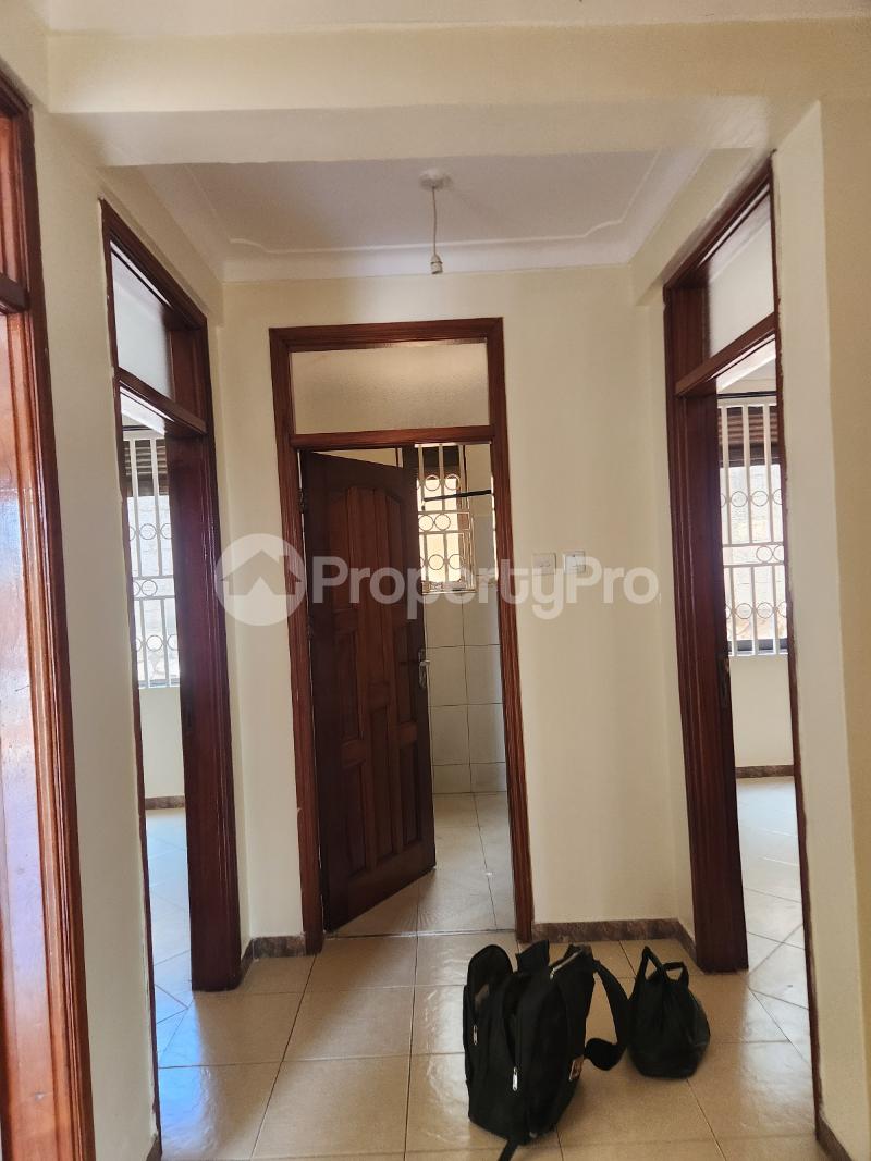 3 bedroom Apartment for rent Bukasa road Makindye Kampala Central - 3