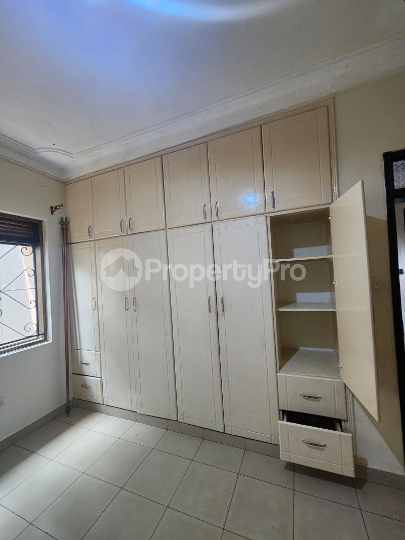 3 bedroom Apartment for rent Bukasa road Makindye Kampala Central - 9