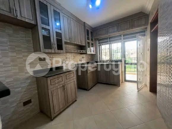 3 bedroom Apartment for rent Kigwa road Makindye Kampala Central - 2