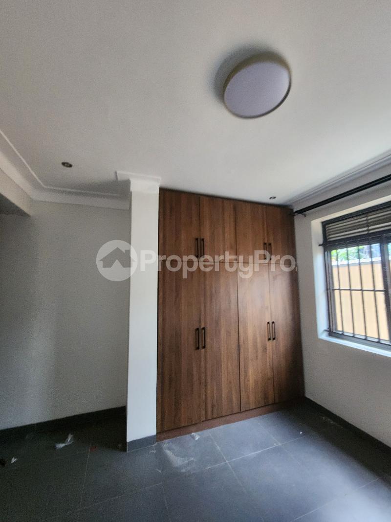 3 bedroom Apartment for rent Bukasa road Makindye Kampala Central - 1