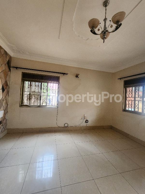 3 bedroom Villa for rent Kikujuko road Makindye Kampala Central - 2