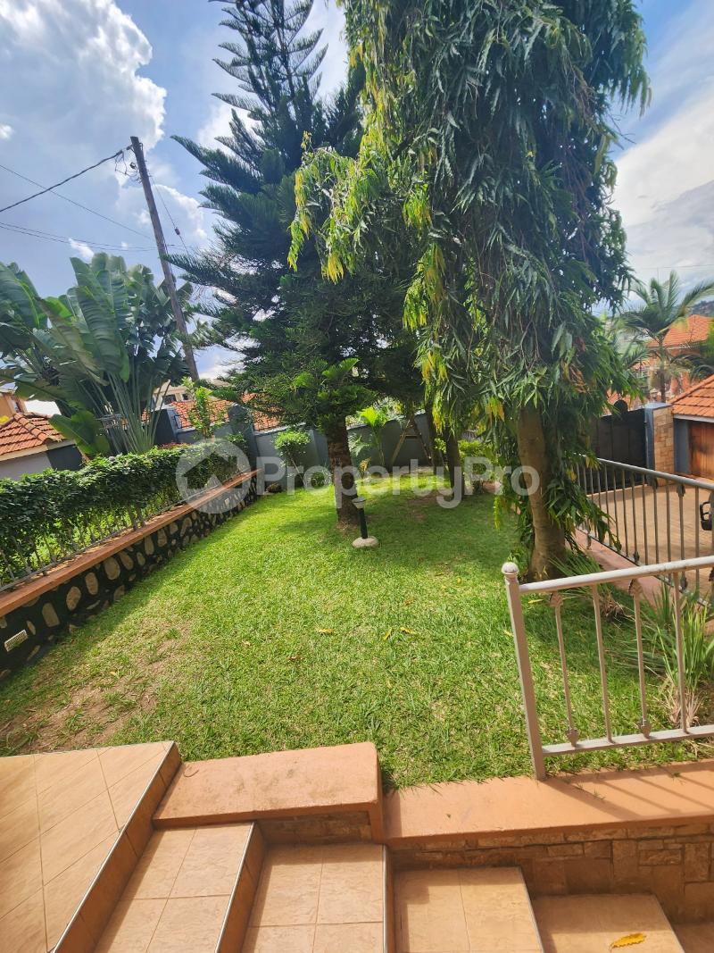 3 bedroom Villa for rent Bukasa road Makindye Kampala Central - 6
